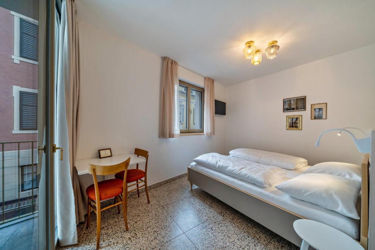 Domus Faber 1 *